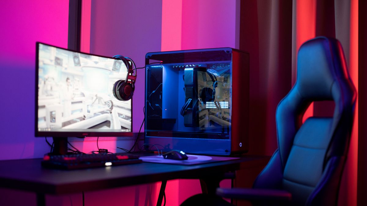 Whitelists, ops and permissions: keeping your Minecraft server in order